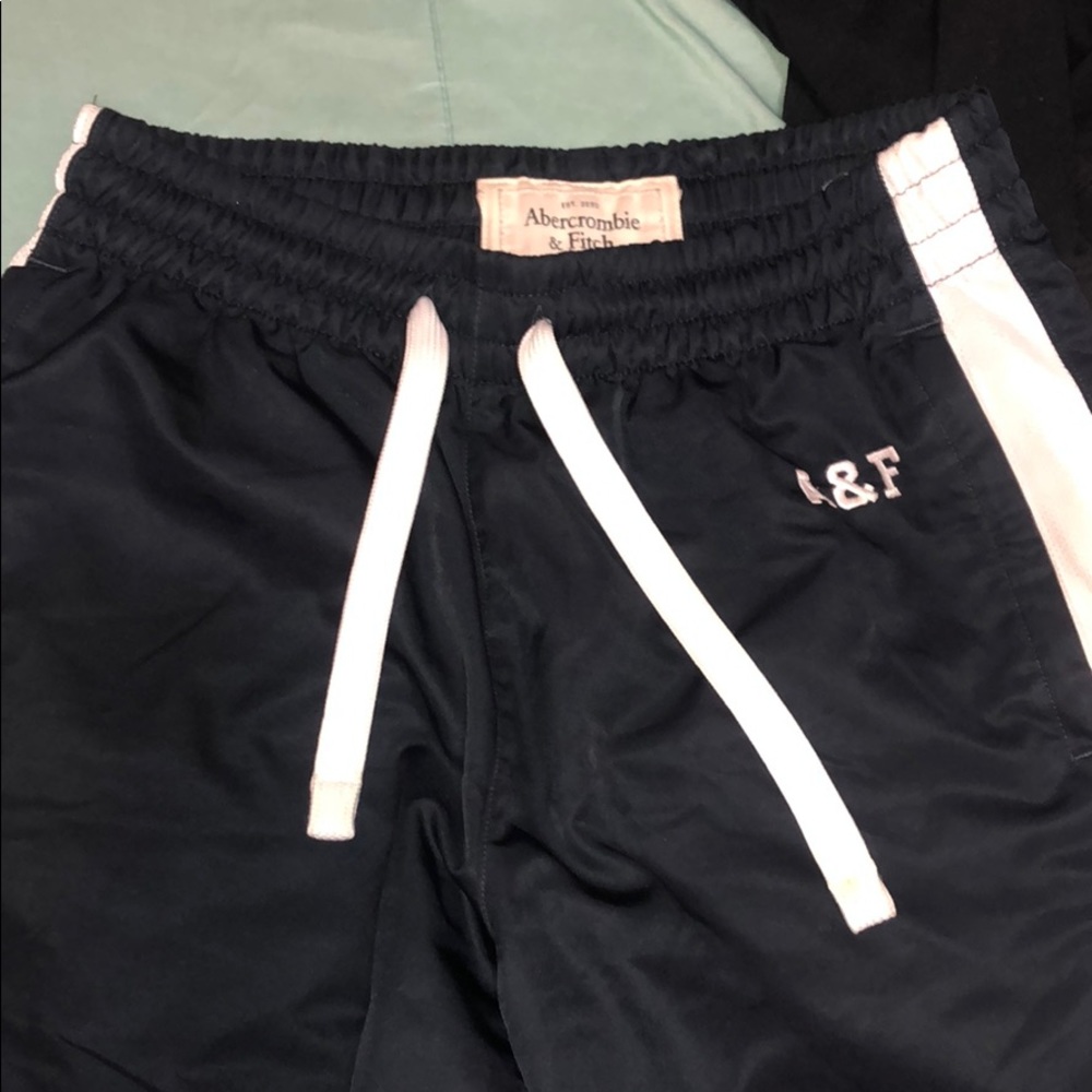 A&F nylon track pants/rain pants